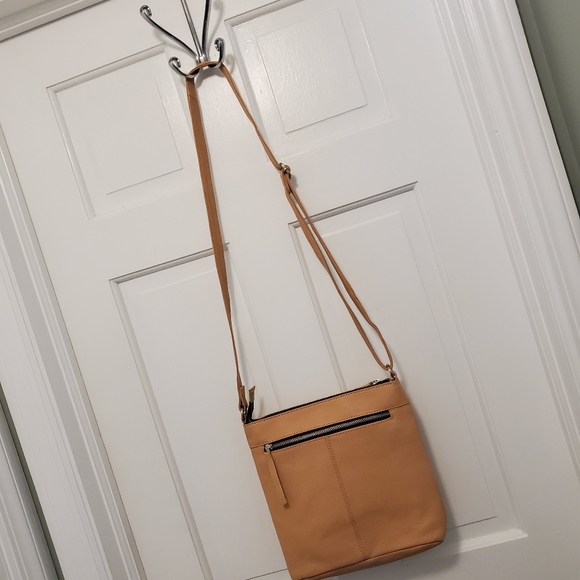 Luxeoria Pebble Grain Leather Crossbody Bag, Light Peach In Color, Classic - Picture 8 of 14